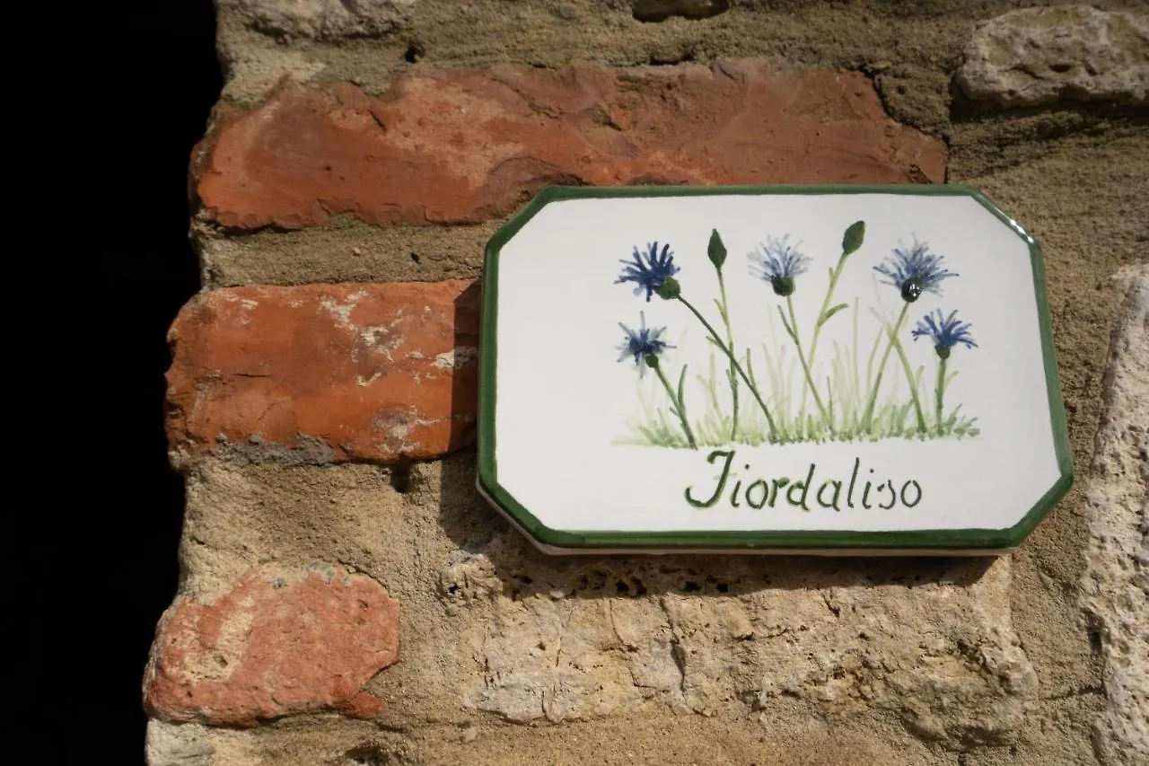 Holiday home Podere Fossaccio Casa Fiordaliso Asciano